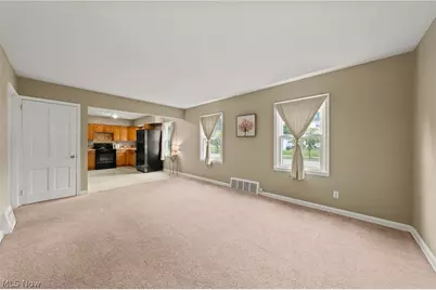 193 S Hawkins Avenue, Akron, OH 44313 - Photo 14