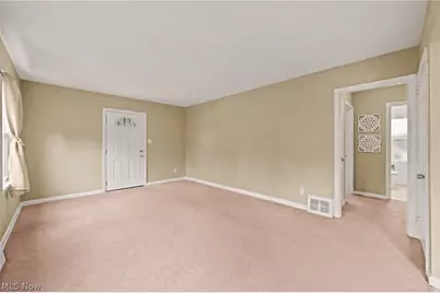 193 S Hawkins Avenue, Akron, OH 44313 - Photo 10