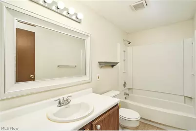 69 Quaker Ridge Drive, Akron, OH 44313 - Photo 14