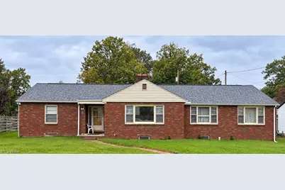 2011 Normandy Circle, Zanesville, OH 43701 - Photo 1
