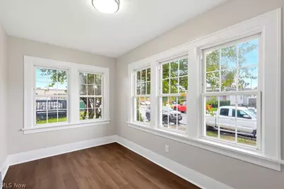 1401 Ridgeway Place NW, Canton, OH 44709 - Photo 8