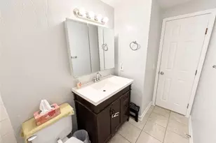 560 Baldwin Ave, Elyria, OH 44035 - Photo 14
