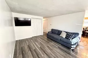 560 Baldwin Ave, Elyria, OH 44035 - Photo 10