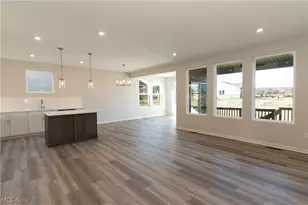 3639 Great Windsor Ln, Green, OH 44685 - Photo 2