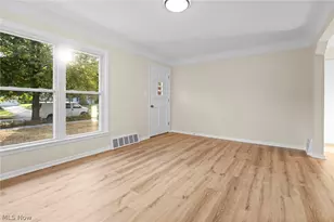 5412 Nan Linn Dr, Willoughby, OH 44094 - Photo 12