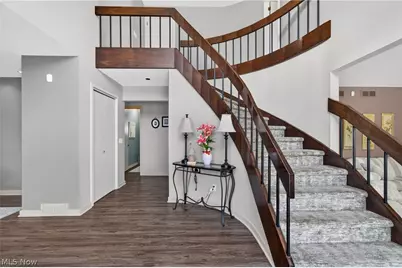 4745 Tanglewood Circle NE, Canton, OH 44714 - Photo 8