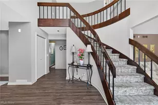 4745 Tanglewood Cir NE, Canton, OH 44714 - Photo 8