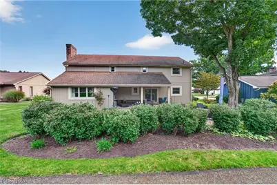 4745 Tanglewood Circle NE, Canton, OH 44714 - Photo 4