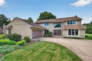 4745 Tanglewood Cir NE, Canton, OH 44714 - Photo 1