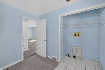 613 W Fike Avenue, Orrville, OH 44667 - Photo 16