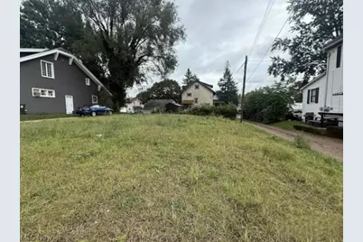 1602 Woodland Avenue NW, Canton, OH 44703 - Photo 1