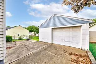 424 Tompkins Ave, Akron, OH 44305 - Photo 36