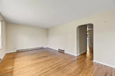 424 Tompkins Avenue, Akron, OH 44305 - Photo 6