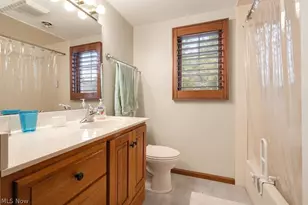 166 Pepperdine Dr, Elyria, OH 44035 - Photo 34