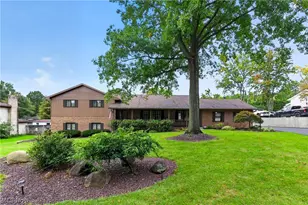 4160 Fairway Dr, Canfield, OH 44406 - Photo 2