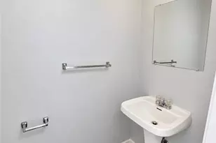 642 E Buchtel Ave, Akron, OH 44304 - Photo 10