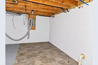 642 E Buchtel Avenue, Akron, OH 44304 - Photo 20
