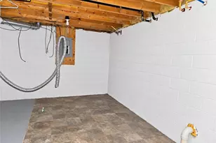 642 E Buchtel Ave, Akron, OH 44304 - Photo 20