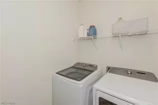 36627 Gladstone Mill Dr, North Ridgeville, OH 44039 - Photo 26