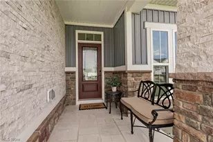 36627 Gladstone Mill Dr, North Ridgeville, OH 44039 - Photo 2