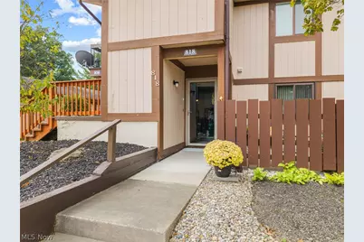 818 Kirkwall Drive, Copley, OH 44321 - Photo 2