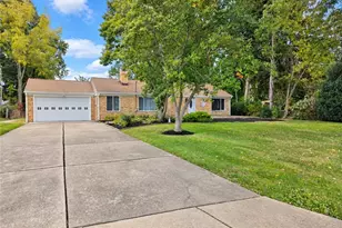 2961 Chamberlain Rd, Akron, OH 44333 - Photo 2