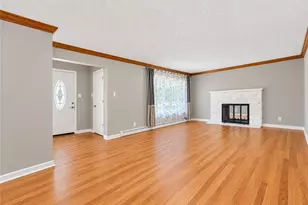 2961 Chamberlain Rd, Akron, OH 44333 - Photo 4
