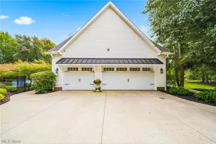 9505 Roryanna Dr, Chardon, OH 44024 - Photo 36