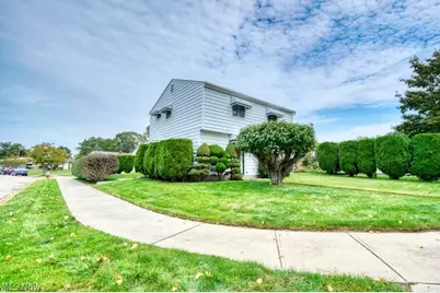 396 Skyview Road, Loveland, OH 44109 - Photo 1
