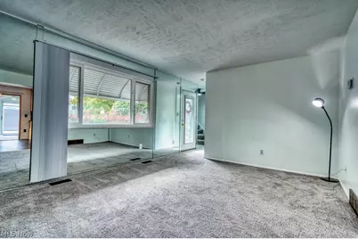 396 Skyview Road, Loveland, OH 44109 - Photo 6