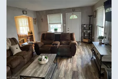 1567 Sunset Avenue, Akron, OH 44301 - Photo 2