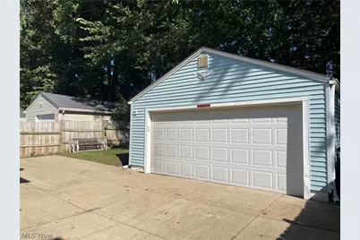 1567 Sunset Avenue, Akron, OH 44301 - Photo 16