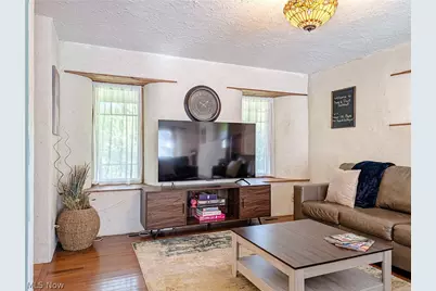 181 N Maple Street, Akron, OH 44304 - Photo 8