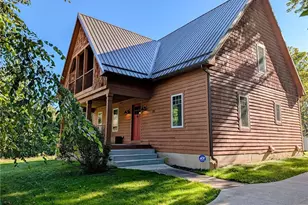 181 N Maple St, Akron, OH 44304 - Photo 2