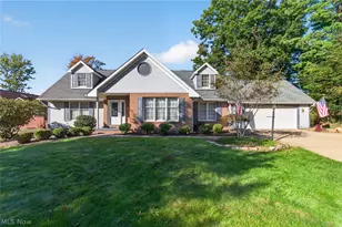 2935 Cherrywood Cir NW, Massillon, OH 44646 - Photo 2