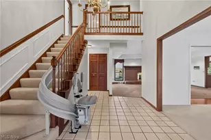 2935 Cherrywood Cir NW, Massillon, OH 44646 - Photo 8