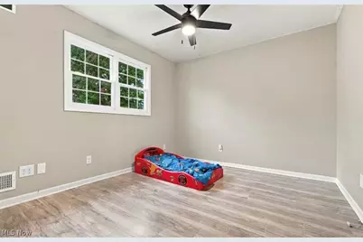 701 Glencarlyn Avenue, Louisville, OH 44641 - Photo 22