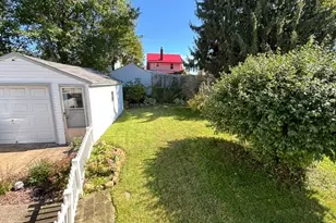 1131 Murray Ave, Akron, OH 44310 - Photo 4