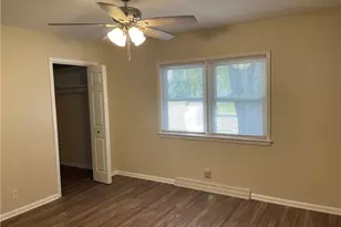 87 W Woodsdale Ave, Akron, OH 44301 - Photo 6