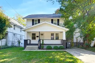 425 Barwell St, Akron, OH 44303 - Photo 1