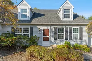 75 Dover Pl Ln, Northfield Center, OH 44067 - Photo 2