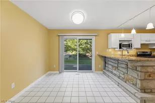 75 Dover Pl Ln, Northfield Center, OH 44067 - Photo 10