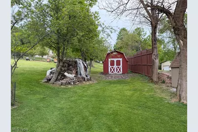 54599 Colerain Pike, Martins Ferry, OH 43935 - Photo 6