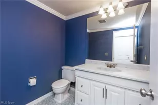 782 Hampton Ridge Dr, Akron, OH 44313 - Photo 16