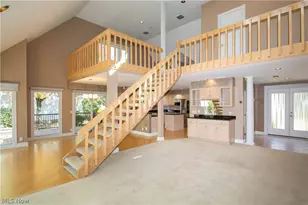 975 Meadowlark Cir, Aurora, OH 44202 - Photo 8