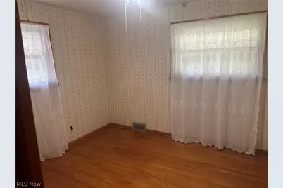 347 Porter Avenue, Campbell, OH 44405 - Photo 16
