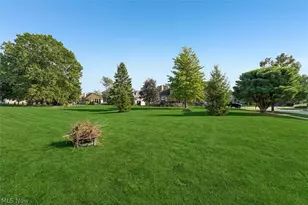 1071 Shawnee Ct, Vermilion, OH 44089 - Photo 40