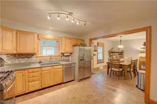 9831 Aldridge Dr, Columbia Station, OH 44028 - Photo 12