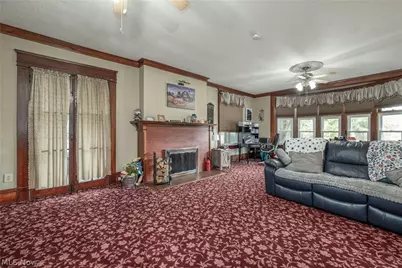 36 4th Street SE, Massillon, OH 44646 - Photo 8