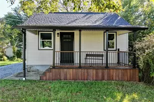 852 15th St NW, Massillon, OH 44647 - Photo 2